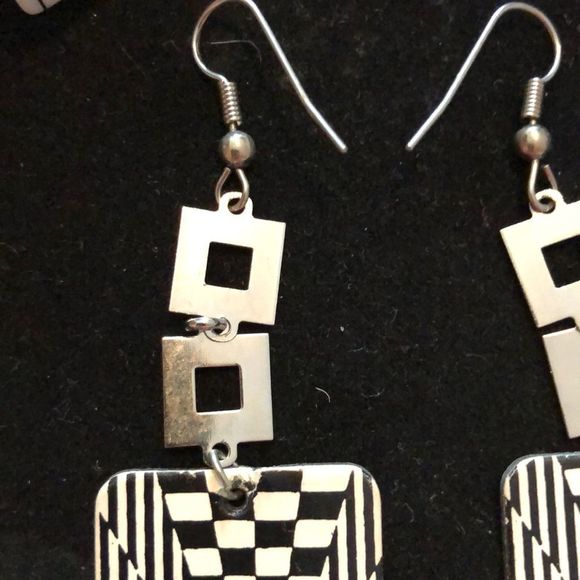 Vintage 70 earrings and necklace set - Picture 4 of 11